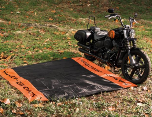 HARLEY-DAVIDSON® GROUND SHEET WITH PEGS