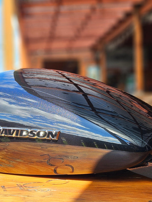 HARLEY-DAVIDSON® FXBRS BLACK TEMPEST FUEL TANK