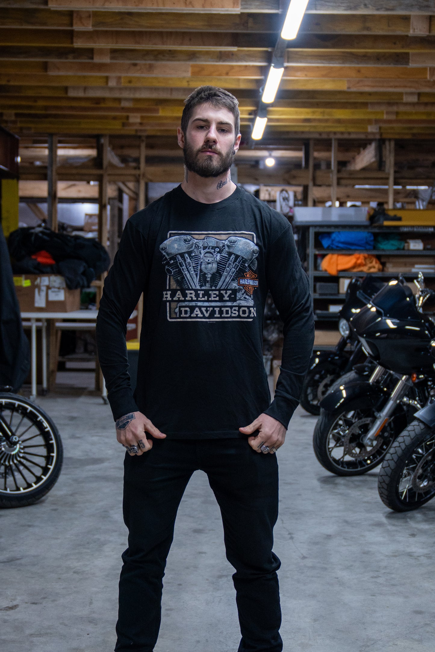 HARLEY-DAVIDSON® MENS SIDESWIPE LONG SLEEVE TEE