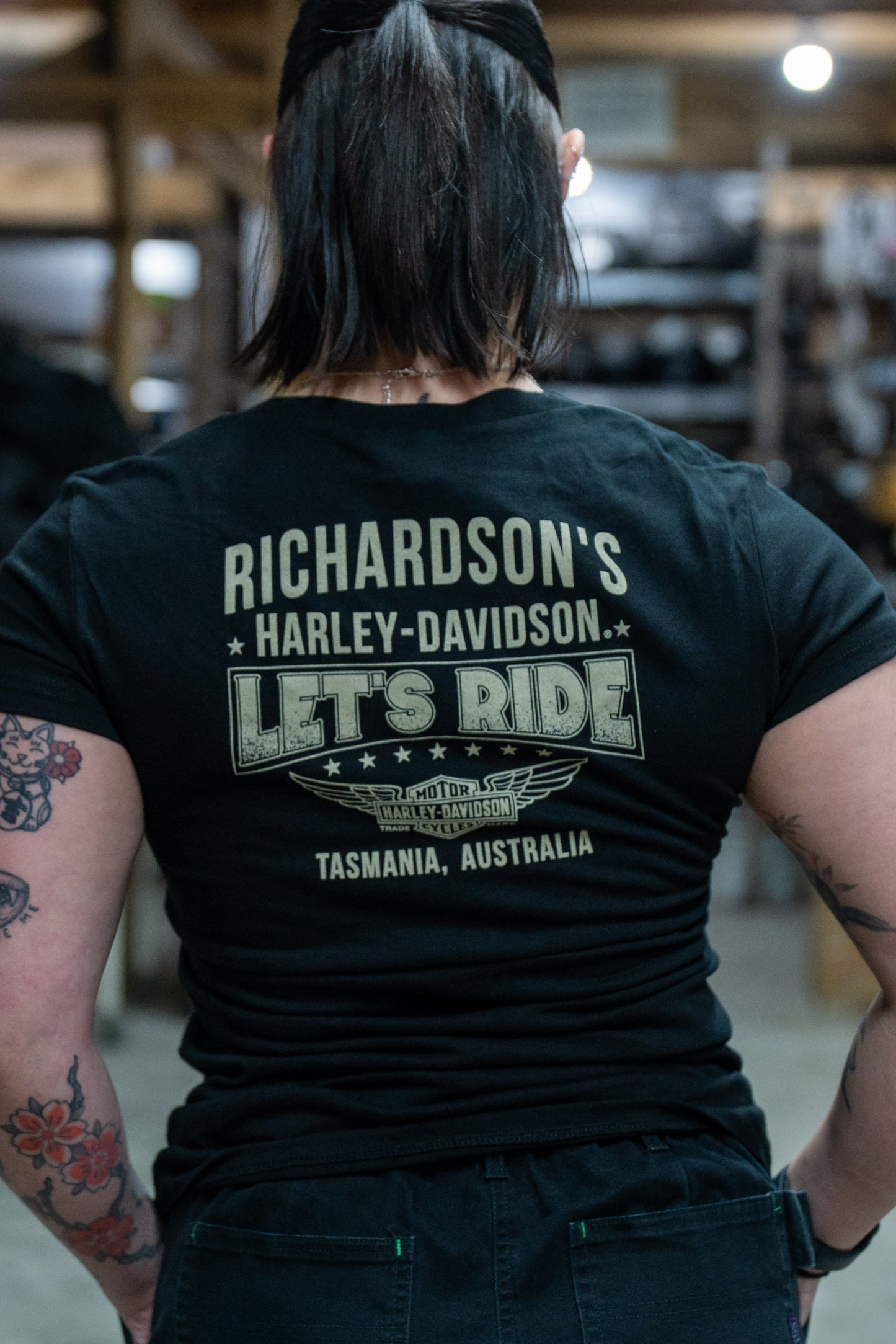 HARLEY-DAVIDSON® WOMENS WEAVER V NECK TEE