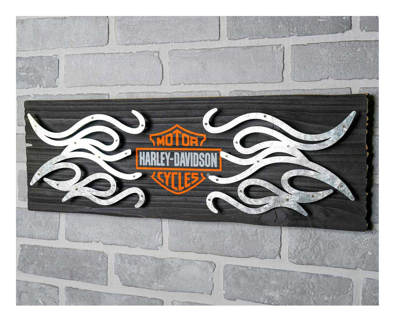 HARLEY-DAVIDSON® BAR & SHIELD FLAMES PUB SIGN