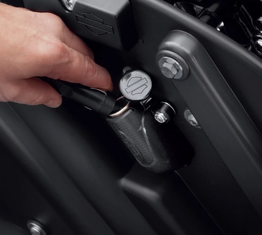 Saddlebag-Mount Auxiliary Power Port